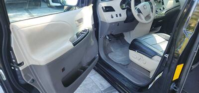 2011 Toyota Sienna LE 8-Passenger   - Photo 19 - Bridgeton, NJ 08302