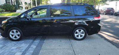 2011 Toyota Sienna LE 8-Passenger   - Photo 17 - Bridgeton, NJ 08302