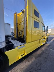 2010 Volvo D13   - Photo 2 - Bridgeton, NJ 08302
