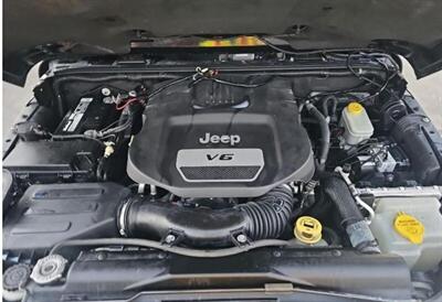 2014 Jeep Wrangler Sahara   - Photo 15 - Saucier, MS 39574