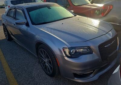 2018 Chrysler 300 Series S   - Photo 5 - Saucier, MS 39574