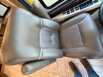 2018 American Coach XCM Chassis   - Photo 12 - Mannford, OK 74044