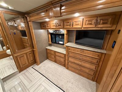 2018 American Coach XCM Chassis   - Photo 33 - Mannford, OK 74044