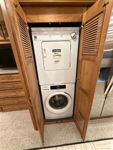 2018 American Coach XCM Chassis   - Photo 30 - Mannford, OK 74044