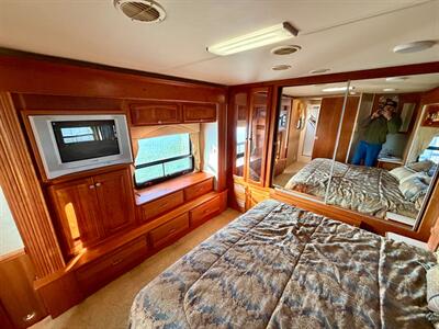 2006 Newmar Dutch Star   - Photo 16 - Mannford, OK 74044