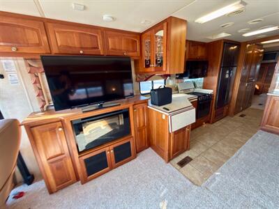 2006 Dutchstar 4027   - Photo 18 - Mannford, OK 74044