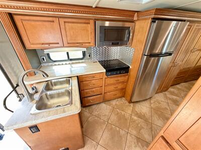 2017 Winnebago Forza 34T - Photo 13 - Mannford, OK 74044