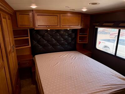 2017 Winnebago Forza 34T - Photo 16 - Mannford, OK 74044