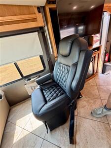 2017 Winnebago Forza 34T - Photo 10 - Mannford, OK 74044