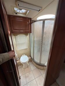 2008 Fleetwood Excursion 39   - Photo 12 - Mannford, OK 74044