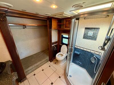 2010 Zephyr Tiffin - Photo 7 - Mannford, OK 74044