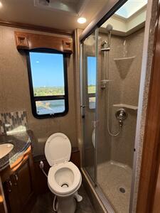 2018 Holiday Rambler Endeavor ex Bunk 38N   - Photo 7 - Mannford, OK 74044