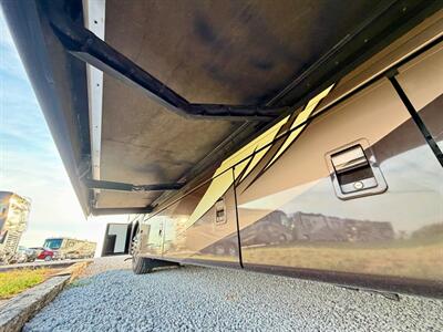 2014 Newmar DutchStar 4360 - Photo 4 - Mannford, OK 74044