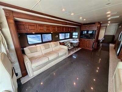 2012 FLEETWOOD DISCOVERY - Photo 3 - Mannford, OK 74044
