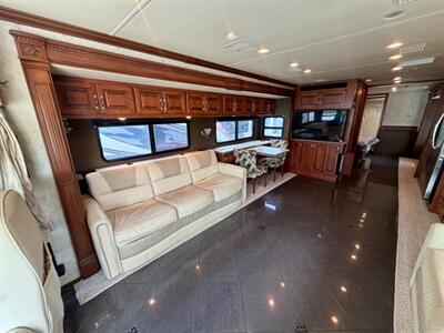 2013 FLEETWOOD DISCOVERY   - Photo 3 - Mannford, OK 74044