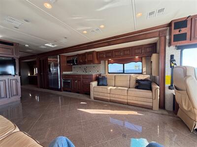 2012 Fleetwood Providence 42M - Photo 10 - Mannford, OK 74044