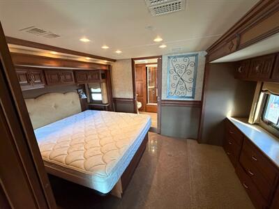 2012 Fleetwood Providence 42M - Photo 13 - Mannford, OK 74044