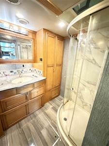 2016 Newmar Ventana - Photo 8 - Mannford, OK 74044
