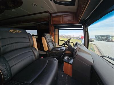 2016 WINNEBAGO ELLIPSE ULTRA   - Photo 3 - Mannford, OK 74044
