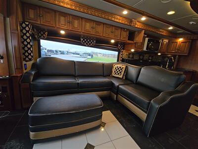 2016 WINNEBAGO ELLIPSE ULTRA   - Photo 6 - Mannford, OK 74044