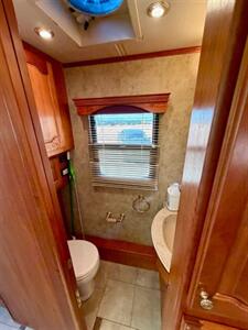 2007 Country Coach Intrigue - Photo 20 - Mannford, OK 74044