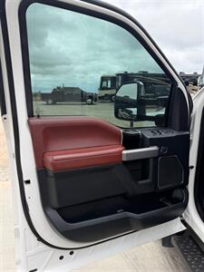 2018 Ford F-350 Super Duty Platinum   - Photo 6 - Mannford, OK 74044