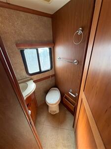 2009 Tiffin Phaeton 36QS 8.3 big motor - Photo 16 - Mannford, OK 74044