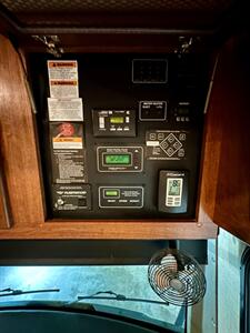 2017 Pace-Arrow M38K   - Photo 25 - Mannford, OK 74044