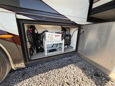 2014 Fleetwood American Eagle 45B   - Photo 21 - Mannford, OK 74044