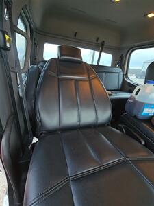 2016 Freightliner M2 106   - Photo 8 - Mannford, OK 74044