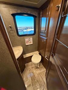 2017 Thor Venetian 36G 400 HP cummis - Photo 19 - Mannford, OK 74044