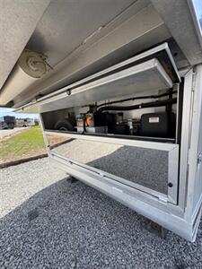 2016 Platinum Coach Horse Trailer   - Photo 11 - Mannford, OK 74044
