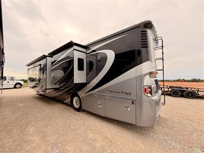2016 Tiffin 40QBH   - Photo 4 - Mannford, OK 74044