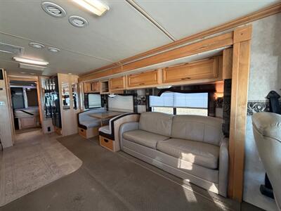 2005 Fleetwood Discovery 39S   - Photo 9 - Mannford, OK 74044