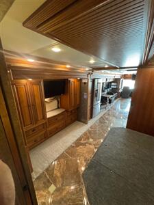 2016 Newmar Dutchstar 4369 - Photo 9 - Mannford, OK 74044