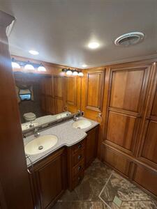 2016 Newmar Dutchstar 4369 - Photo 13 - Mannford, OK 74044