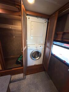2015 Fleetwood Discovery 40X   - Photo 8 - Mannford, OK 74044