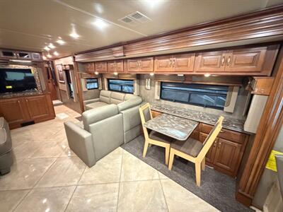 2015 Fleetwood Discovery 40X 380 hp   - Photo 13 - Mannford, OK 74044