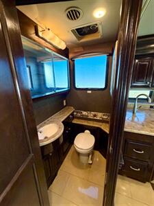 2015 Thor Tuscany 45AT   - Photo 17 - Mannford, OK 74044