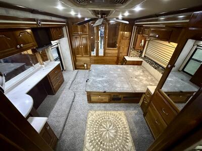 2006 Fleetwood American Eagle 42B - Photo 18 - Mannford, OK 74044