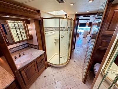 2005 Country Coach Affinity 770LX - Photo 36 - Mannford, OK 74044