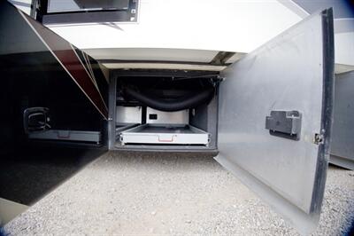 2007 Tiffin M-45QSZ   - Photo 18 - Mannford, OK 74044