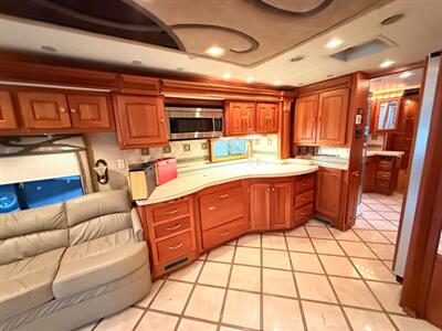 2007 Tiffin M-45QSZ   - Photo 42 - Mannford, OK 74044