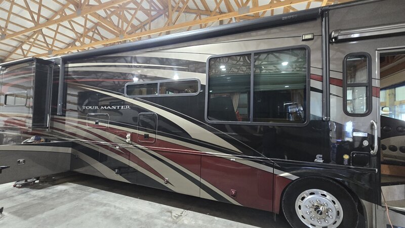 2008 Gulf Stream Tour Master  