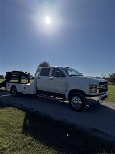 2019 Chevrolet Silverado 5500HD - Photo 3 - Mannford, OK 74044
