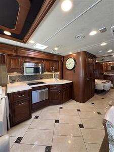 2015 Forest River Charleston - Photo 8 - Mannford, OK 74044