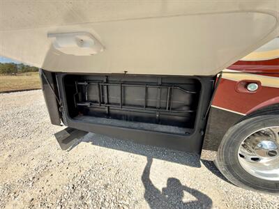 2011 Winnebago Tour 42QD   - Photo 7 - Mannford, OK 74044