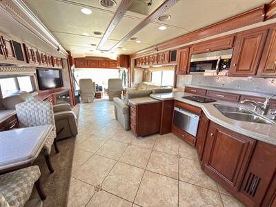 2011 Winnebago Tour 42QD   - Photo 43 - Mannford, OK 74044