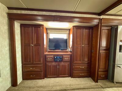 2011 Winnebago Tour 42QD   - Photo 42 - Mannford, OK 74044