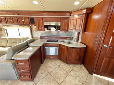 2011 Winnebago Tour 42QD   - Photo 31 - Mannford, OK 74044